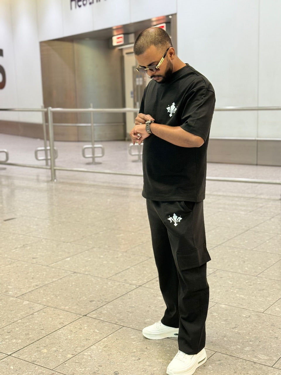 Men’s Premium Black Tracksuit (T-Shirt & Trouser Set)